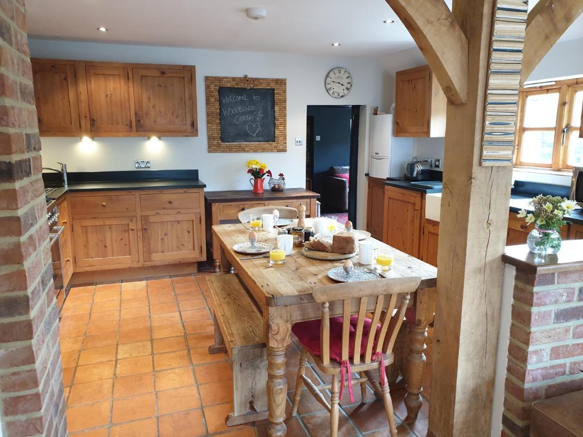 Delightful Cottage On The River Adur Close To Brighton & The Downs No Dogs Sorry Upper Beeding Екстер'єр фото