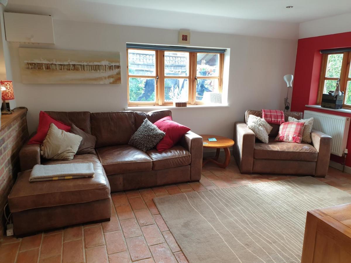 Delightful Cottage On The River Adur Close To Brighton & The Downs No Dogs Sorry Upper Beeding Екстер'єр фото